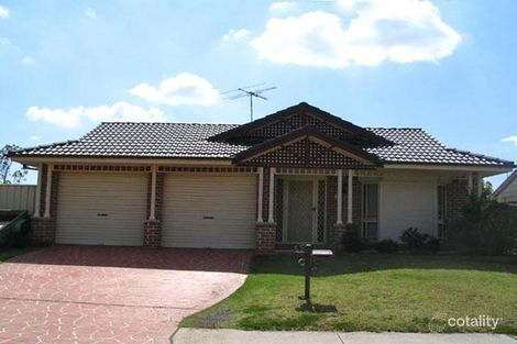17 Tamworth Cres, Hoxton Park, NSW 2171