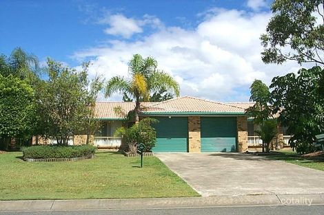 2/24 Orkney Pl, Labrador, QLD 4215