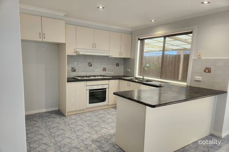 Property photo of 3 Chubut Way Roxburgh Park VIC 3064