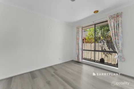 Property photo of 9 Ingleton Court Narre Warren VIC 3805