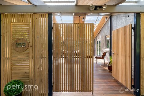 Property photo of 102 Waterworks Road Dynnyrne TAS 7005