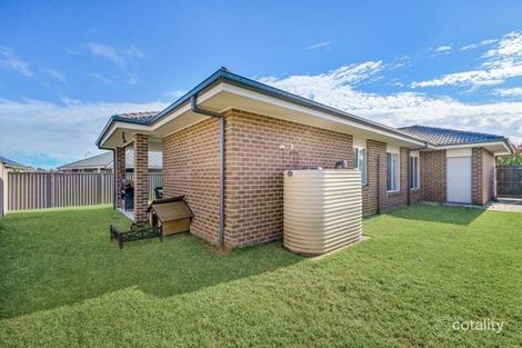 Property photo of 26 Plymouth Boulevard Spring Farm NSW 2570