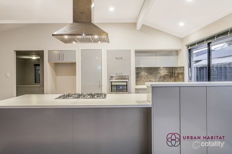 Property photo of 6 Limoges Elbow Port Kennedy WA 6172