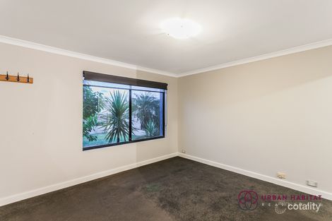 Property photo of 6 Limoges Elbow Port Kennedy WA 6172