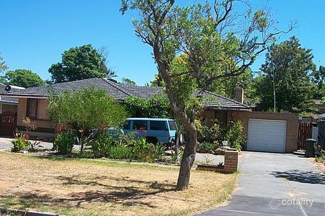 9 Leasham Ct, Medina, WA 6167