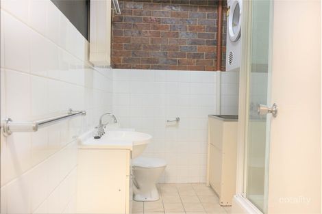 19 Sloman St, Booval, QLD 4304