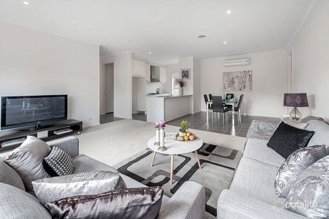 Property photo of 24 Middlesborough Drive Craigieburn VIC 3064