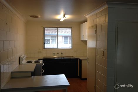 Property photo of 4/412 Kotthoff Street Lavington NSW 2641