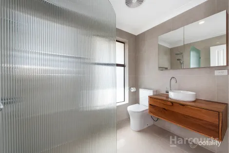 Property photo of 27 Burnside Way Waikiki WA 6169