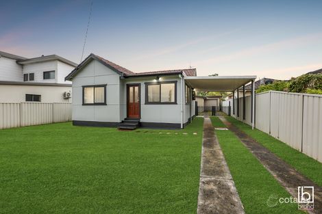 74 Crossingham St, Toukley, NSW 2263