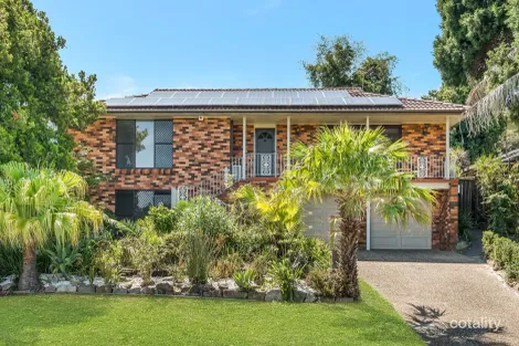 24 Woodcourt St, Ambarvale, NSW 2560