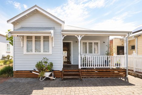 7 Canterbury Tce, East Victoria Park, WA 6101