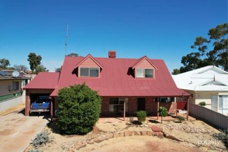 121 Mclennan St, Quairading, WA 6383