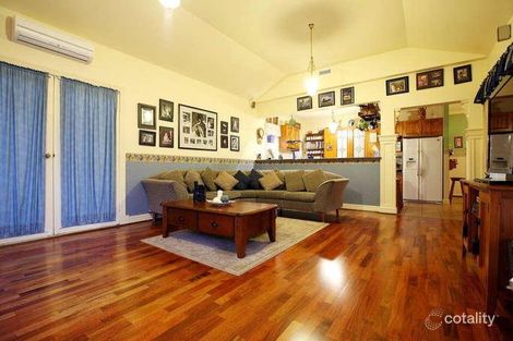 Property photo of 6 Remany Close Hillside VIC 3037