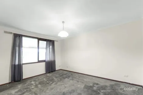 Property photo of 60 Whitehead Grove Rosebud VIC 3939