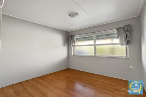 Property photo of 4/10 View Street West Gladstone QLD 4680