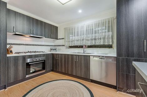 Property photo of 14 Thompson Crescent Roxburgh Park VIC 3064