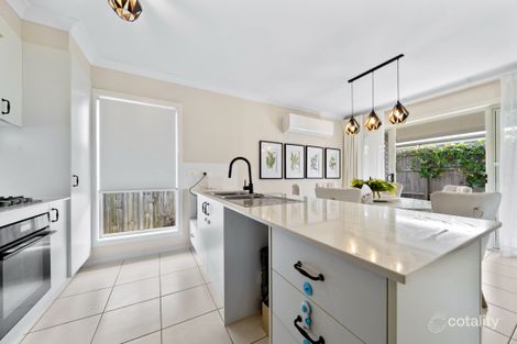 Property photo of 8 Parkfront Terrace Waterford QLD 4133