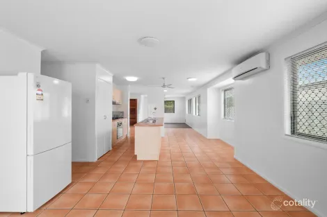 Property photo of 16 Windermere Way Sippy Downs QLD 4556