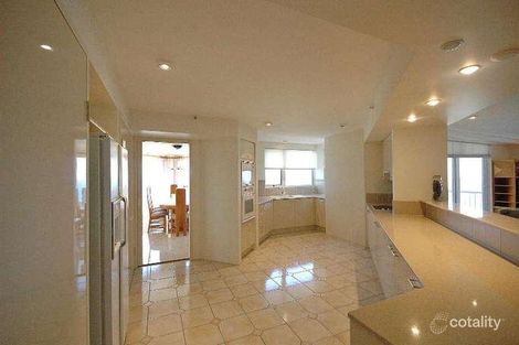 Property photo of 124/129 Surf Parade Broadbeach QLD 4218