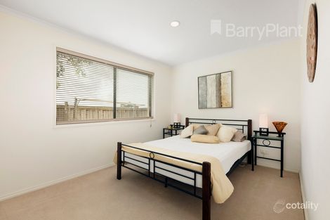 Property photo of 15 Norfolk Place Aspendale Gardens VIC 3195