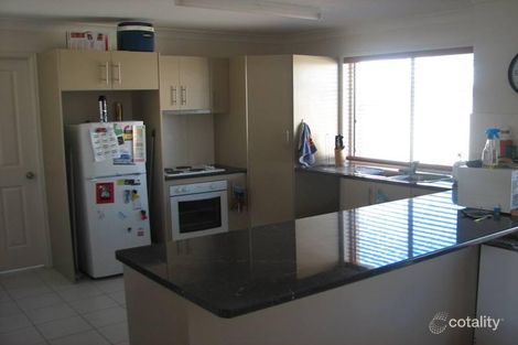Property photo of 2/13 Mayfair Drive Emerald QLD 4720