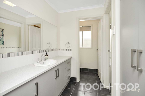 Property photo of 8 Galloway Court Mount Barker SA 5251
