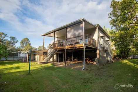 Property photo of 27 James Street Howard QLD 4659