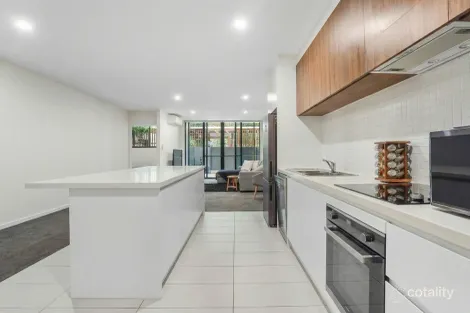 Property photo of 113/14-16 High Street Sippy Downs QLD 4556