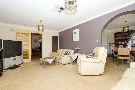 Property photo of 39 Bird Street Deer Park VIC 3023