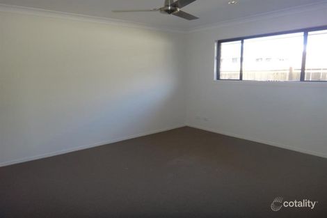 Property photo of 33 Hasemann Crescent Upper Coomera QLD 4209