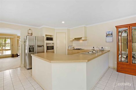 Property photo of 16 Sorrento Place Epping VIC 3076