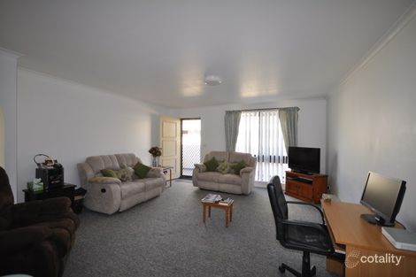 Property photo of 2/526 Union Road Lavington NSW 2641