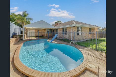 12 Sovereign Dr, Thornlie, WA 6108