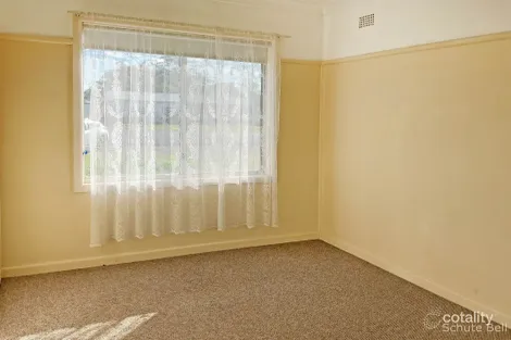 Property photo of 13 Sixth Avenue Narromine NSW 2821