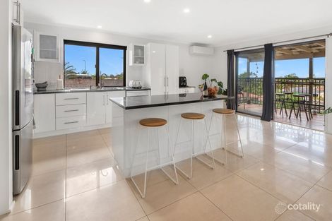 Property photo of 5 Cambridge Court Carrara QLD 4211