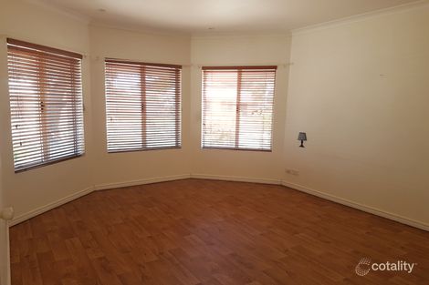 Property photo of 16 Burleigh Drive Australind WA 6233