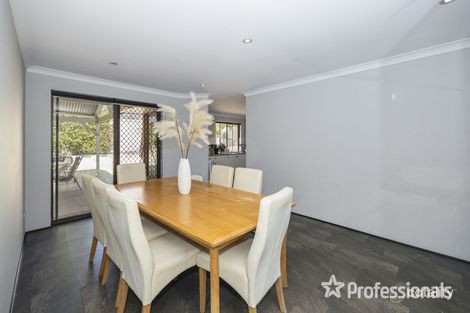 Property photo of 17 Liverpool Place Alexander Heights WA 6064