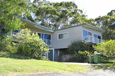 Property photo of 8 Wyvern Crescent Macmasters Beach NSW 2251