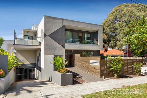 2/13 Rosstown Rd, Carnegie, VIC 3163
