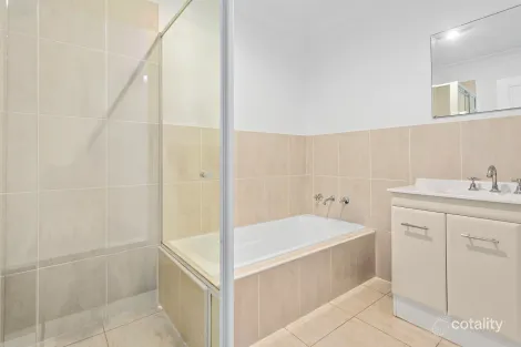 Property photo of 1/39 Mortlock Drive Albion Park NSW 2527