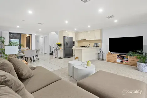 Property photo of 1/39 Mortlock Drive Albion Park NSW 2527