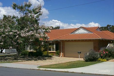 11 Howard Pde, Salter Point, WA 6152