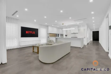 37 Joy Dr, Mickleham, VIC 3064