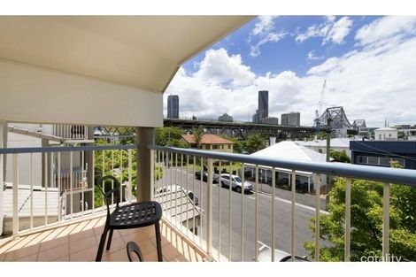 Property photo of 19/45 Wharf Street Kangaroo Point QLD 4169