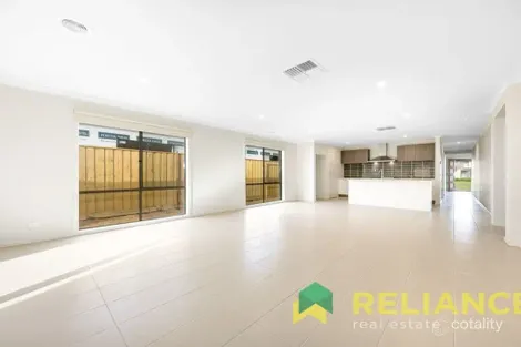 Property photo of 1 Inland Street Tarneit VIC 3029