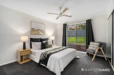 Property photo of 1/11 Meadow Road Croydon North VIC 3136