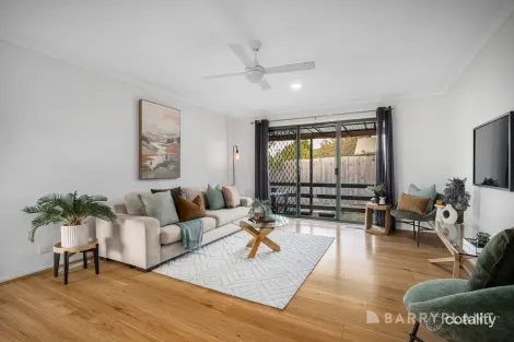 Property photo of 1/11 Meadow Road Croydon North VIC 3136