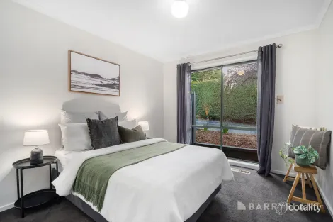 Property photo of 1/11 Meadow Road Croydon North VIC 3136