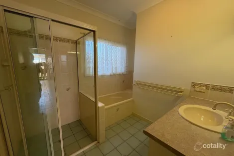 Property photo of 75 Phoenix Parade Kirwan QLD 4817